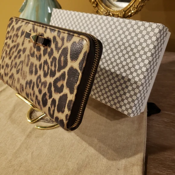 Furla Leopard Print Zip Wallet w/ Gold Hardware, Bow Accent, Dusty & Box - Picture 5 of 12